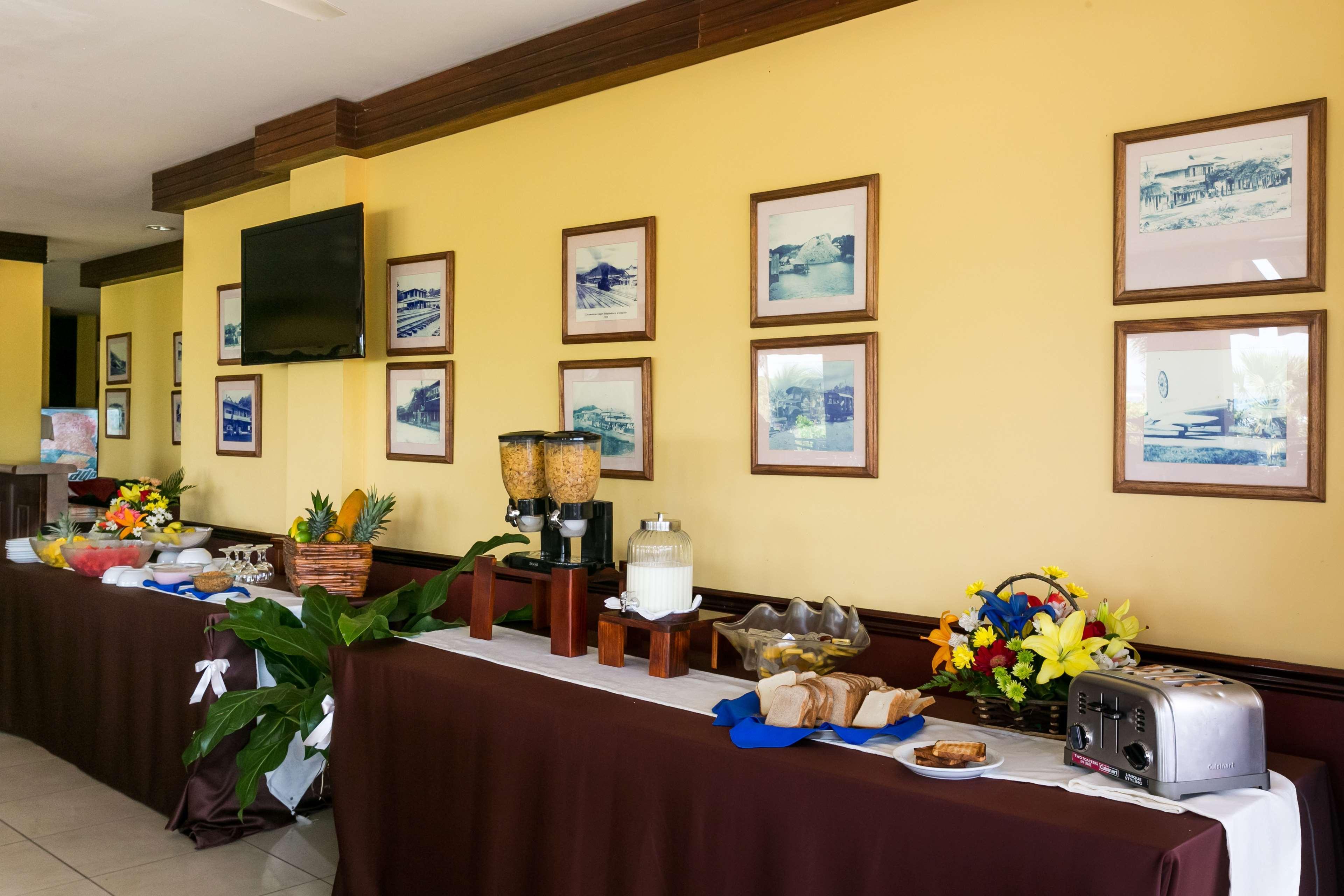Best Western Hotel & Casino Kamuk Manuel Antonio Bagian luar foto