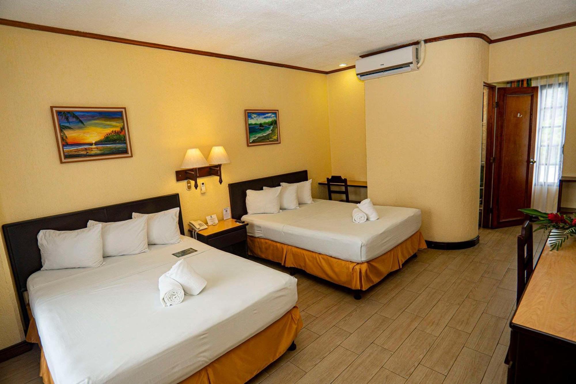 Best Western Hotel & Casino Kamuk Manuel Antonio Bagian luar foto