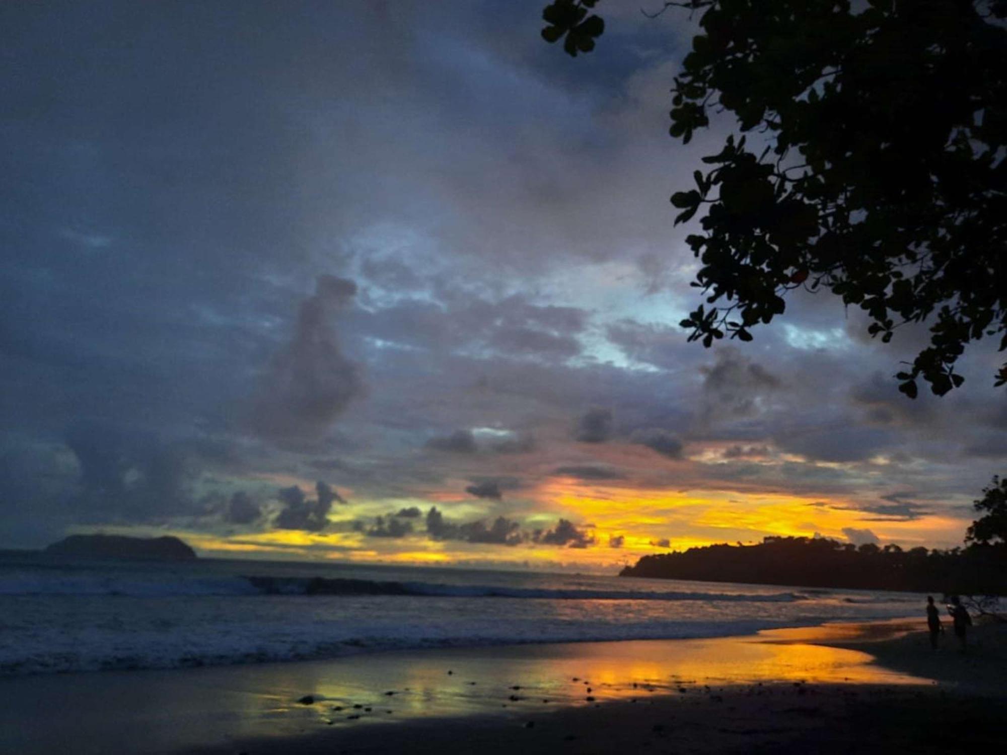 Best Western Hotel & Casino Kamuk Manuel Antonio Bagian luar foto